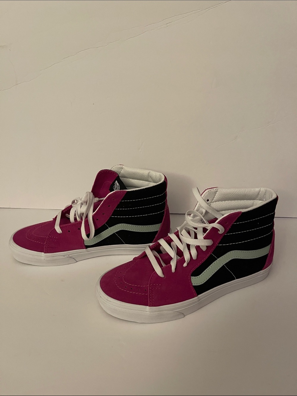 Vans Women's High-Top Sneakers in Magenta, Black and White Size 8.5